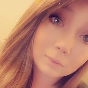 Meet your Posher, Devynne